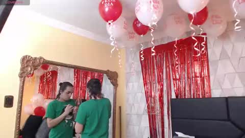 Snapshot of justineperry chatting on February 2025 04:03:01 AM Justine online show from February 2025 04:03:01 AM