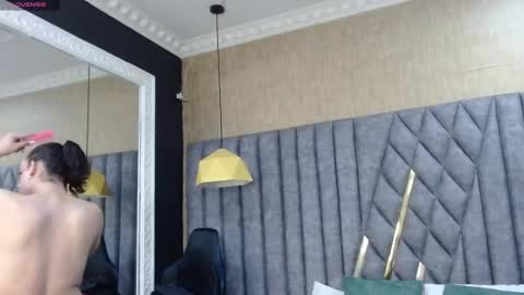 Snapshot of justineperry chatting on September 2025 04:34:02 AM Justine online show from September 2025 04:34:02 AM