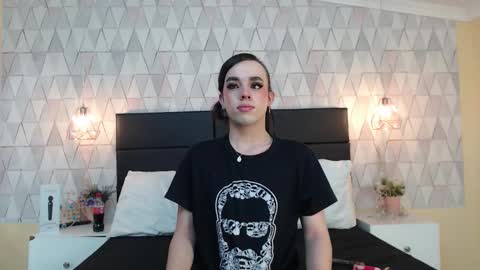 Snapshot of justineperry chatting on September 2025 02:44:02 AM Justine online show from September 2025 02:44:02 AM