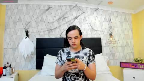 Snapshot of justineperry chatting on November 2025 03:06:01 AM Justine online show from November 2025 03:06:01 AM