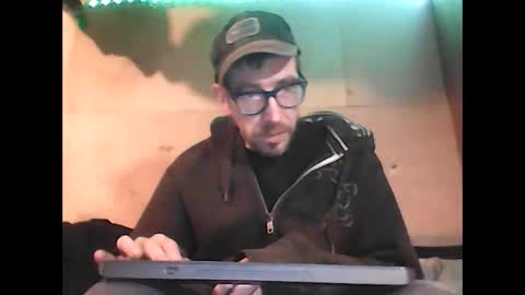 Snapshot of justinjerksit chatting on December 2024 12:02:01 PM justinjerksit online show from December 2024 12:02:01 PM