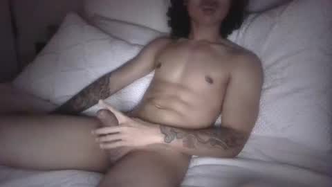 Snapshot of justinluvvv chatting on March 2026 06:41:01 AM justinluvvv online show from March 2026 06:41:01 AM