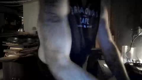 Snapshot of justinmoore1987 chatting on December 2025 06:19:01 AM justinmoore1987 online show from December 2025 06:19:01 AM