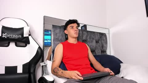 justinmorre online show from February 2025 09:09:01 PM