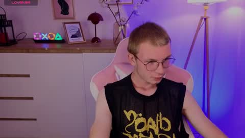 Snapshot of justleo_ chatting on August 2026 10:12:02 PM justleo_ online show from August 2026 10:12:02 PM