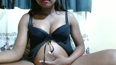 Justlhot online show from January 2025 11:28:02 AM