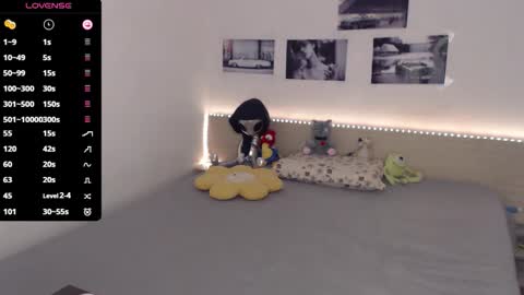 Julie online show from September 2025 03:52:01 AM