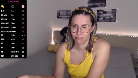 Julie online show from October 2025 03:57:01 AM