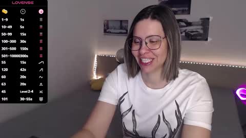 Julie online show from February 2026 05:06:01 AM