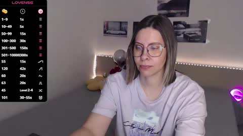 Julie online show from February 2026 05:12:01 AM