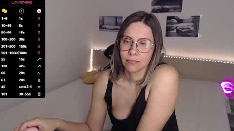 Snapshot of justmexy7 chatting on April 2026 03:42:02 PM Julie online show from April 2026 03:42:02 PM