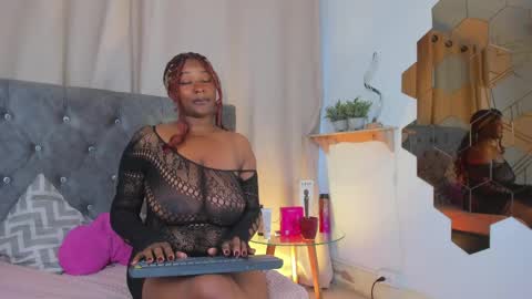 Snapshot of justnala_ chatting on April 2026 03:25:01 PM Nala online show from April 2026 03:25:01 PM