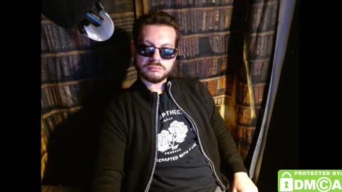 Snapshot of justshutupandwatch chatting on November 2025 06:01:01 AM M. Dean online show from November 2025 06:01:01 AM