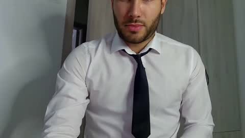 Snapshot of justynxxx1 chatting on February 2025 06:14:02 AM Justin online show from February 2025 06:14:02 AM