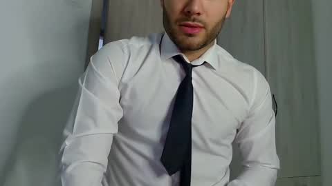 Snapshot of justynxxx1 chatting on February 2025 05:55:01 AM Justin online show from February 2025 05:55:01 AM