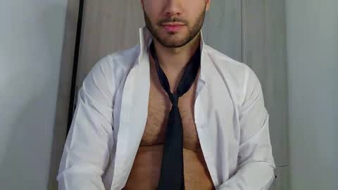 Snapshot of justynxxx1 chatting on February 2025 06:16:02 AM Justin online show from February 2025 06:16:02 AM