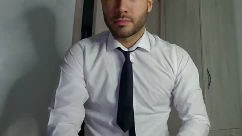 Snapshot of justynxxx1 chatting on March 2025 05:33:02 AM Justin online show from March 2025 05:33:02 AM