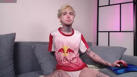 Juuzou hehim u can call me Juz online show from February 2025 03:30:02 PM