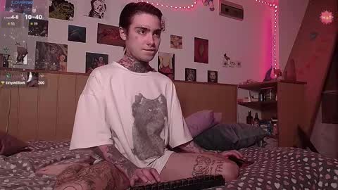 Juuzou hehim u can call me Juz online show from November 2025 03:08:02 PM