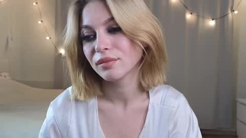 Sinikka online show from March 2025 09:26:02 PM