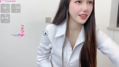 Snapshot of k1999_kimikooo chatting on February 2025 02:15:02 PM kooo online show from February 2025 02:15:02 PM