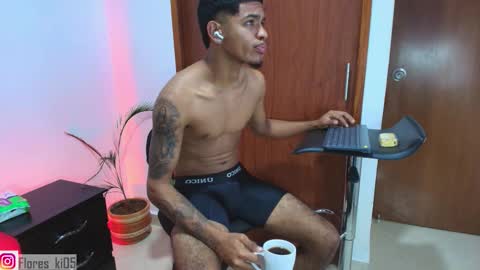 Snapshot of k_florez chatting on February 2026 09:27:02 AM k_florez online show from February 2026 09:27:02 AM