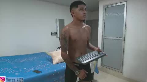 Snapshot of k_florez chatting on March 2026 07:44:01 AM k_florez online show from March 2026 07:44:01 AM