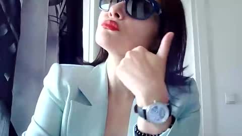 Snapshot of k_queen36 chatting on October 2025 09:37:01 AM k_queen36 online show from October 2025 09:37:01 AM