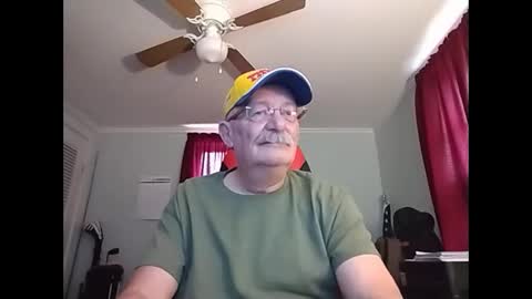 Snapshot of kabriggs137 chatting on December 2024 06:53:01 PM kabriggs137 online show from December 2024 06:53:01 PM