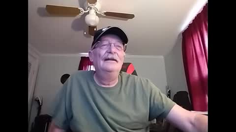 Snapshot of kabriggs137 chatting on March 2025 10:31:02 PM kabriggs137 online show from March 2025 10:31:02 PM