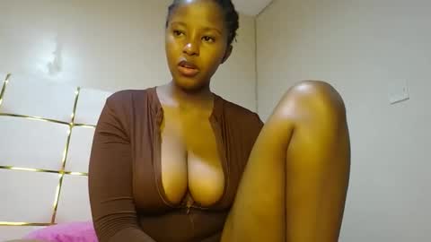 Snapshot of kadime001 chatting on February 2025 09:04:02 PM kadime online show from February 2025 09:04:02 PM