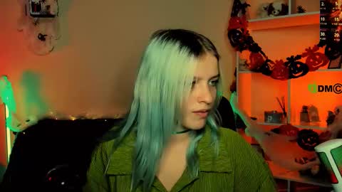 kaela_spell_ online show from October 2025 09:48:01 AM