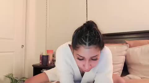 Snapshot of kaelagreen chatting on October 2025 06:47:01 AM kaelagreen online show from October 2025 06:47:01 AM