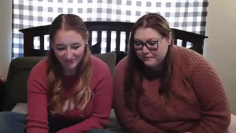 Kai Em and Abs online show from October 2025 04:18:02 PM