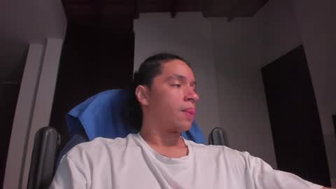 Snapshot of kai_herectix chatting on December 2024 03:02:02 AM kai_herectix online show from December 2024 03:02:02 AM