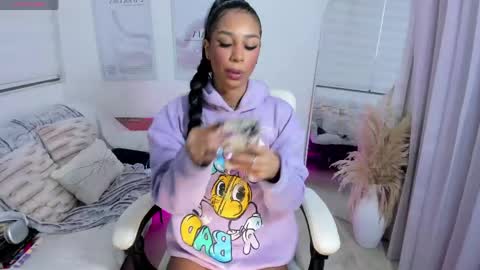 Snapshot of kaia_cam chatting on April 2026 11:23:01 AM online show from April 2026 11:23:01 AM