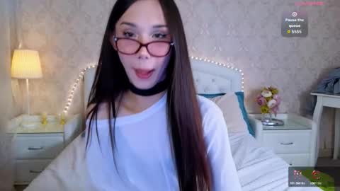 Kaia Monday Thursday FridaySaturdaySunday online show from October 2025 11:55:02 AM