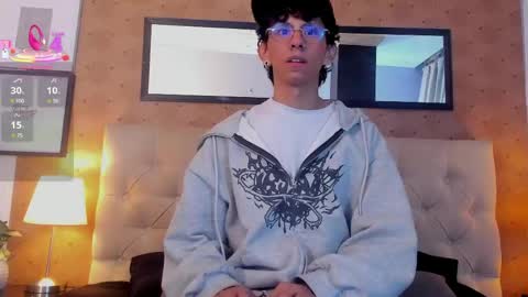 kai online show from April 2026 03:33:01 AM