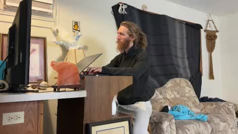 Kaiku77 online show from February 2026 08:40:02 PM