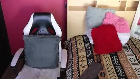 Snapshot of kaily_jonness chatting on October 2025 09:36:01 PM kaily jonness online show from October 2025 09:36:01 PM