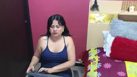 Snapshot of kaily_jonness chatting on November 2025 08:09:02 AM kaily jonness online show from November 2025 08:09:02 AM