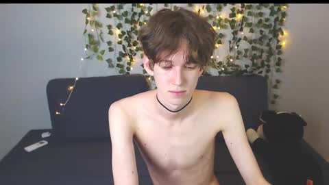 slutkai online show from September 2025 07:58:02 PM