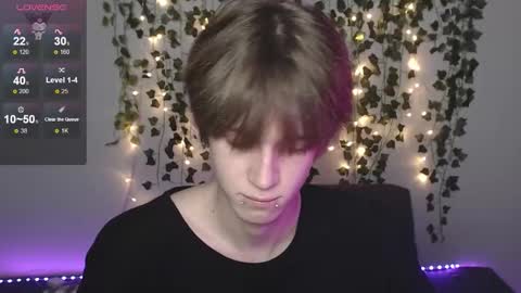 slutkai online show from November 2025 11:16:02 PM