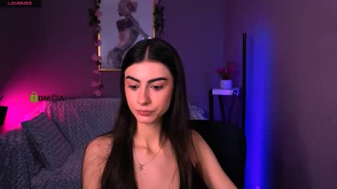 Kaisy online show from December 2025 10:13:01 AM