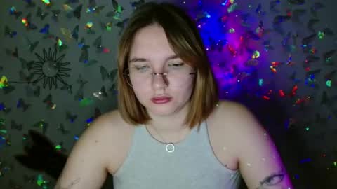 Kaitlin online show from September 2025 09:09:01 AM