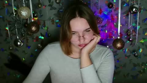 Kaitlin online show from November 2025 06:21:01 PM