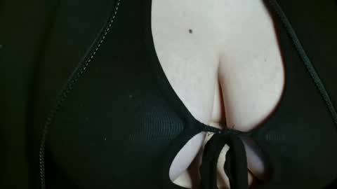 Snapshot of kaitlin_kk chatting on April 2026 10:10:01 AM Kaitlin online show from April 2026 10:10:01 AM