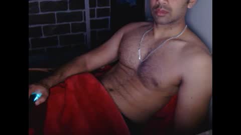 Vicky online show from March 2025 06:32:01 PM