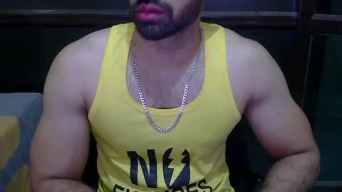 Vicky online show from October 2025 04:04:01 PM