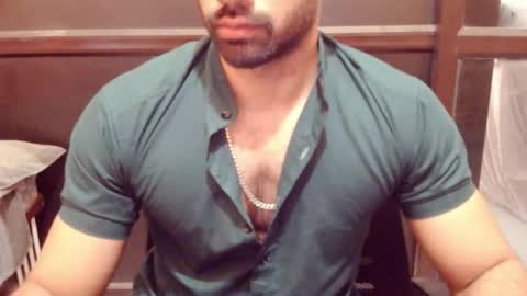 Vicky online show from October 2025 07:20:02 AM